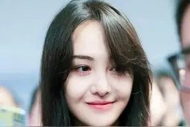 看郑爽父母有多“禽兽”？郑爽沦为满足他们虚荣心的工具人图片