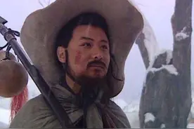 央视《水浒》好汉都由北方人扮演，他是唯一南方人，最开始不自信图片