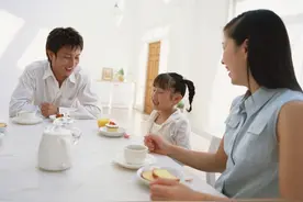 孩子教育失败，老公要离婚，全职的我才知道自己输掉了什么图片