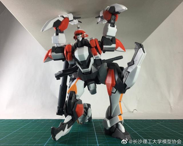 宅客模玩原创测评：青岛社 1/48 烈焰魔剑 测评（素组+展示部分）