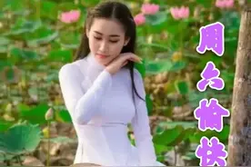 一份问候，风吹云散，情不散；一份祝福，岁月流转，心不变，早安图片