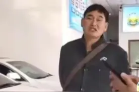 网曝大衣哥又为21岁儿媳买豪车，直言：把儿媳当自己亲闺女图片