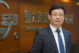 宏源防水总裁郑贤国：崇尚价值思维 执着品质本真图片