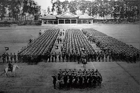 1937年的滇军60军，总兵力超过4万人，武器装备一流水准图片