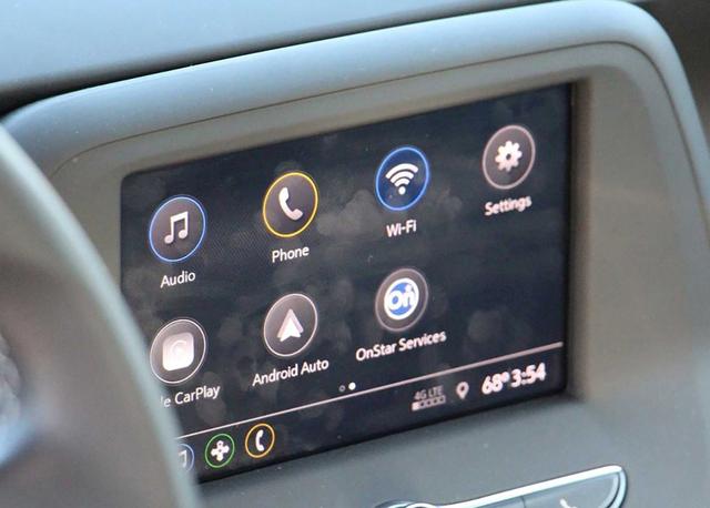 虽然是2018款的雪佛兰，但这科迈罗ZL1相同能惊艳全场