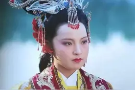 冷眼看红楼：一个小礼物显示，贾元春清虚观打醮，是因为她怀孕了图片