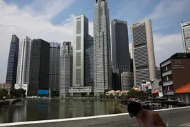 新加坡缩短入境隔离天数至14天 期间须自我检测图片