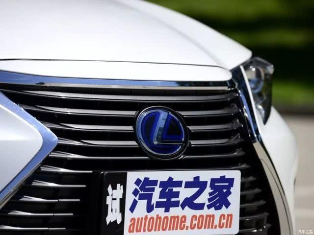 中大型车百公里油耗5L多，15款雷克萨斯ES300h，考虑不？