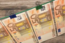 眼下的中国，怎样才算有钱人？他们都干啥的？几条数据看懂图片