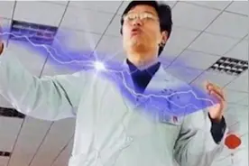十几年前，那个电击6000网瘾少年的恶魔杨永信，如今成了副院长？图片