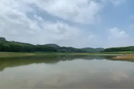 这里风景如画知道的人却很少 它是南宁大王滩水库的小支流 没有门票图片