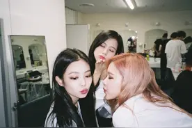 众望所归Black Pink图片