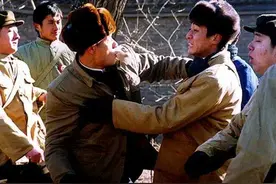 在50年代初期，大院子弟到底有多幸福？看看小混蛋的态度就知道了图片