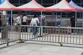 孩子，你不管在何方，都是爸妈心头的牵挂图片