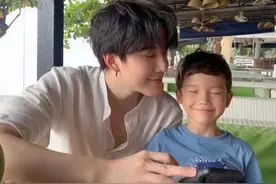 Mike晒父子合照画面温馨，与前女友和解，为儿子建立教育基金图片