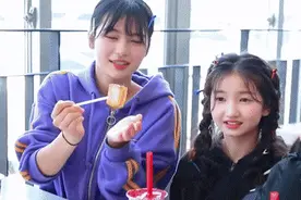 韩网热帖，看着实在是太小了的女团新成员，这么小就出道不太好吧图片