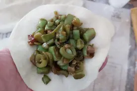 夏天这菜9毛一斤，用它蒸包子，鲜嫩清香，我家隔三差五就包一次图片