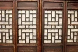 古代用纸糊窗户，为什么风刮不破，雨打不湿？古人智慧不可小瞧图片