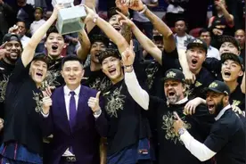 广东宏远队史十冠，奖品却是手表，看完资料才懂姚明的“小心思”图片