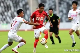 韦世豪连场进球，肤色直逼吉克隽逸，中国菲利克斯看来下功夫了图片