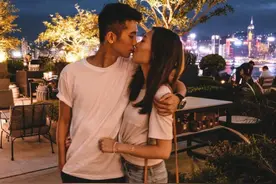 李丽珍女儿迎23岁生日，龅牙不见摆脱父亲影子，新欢男友陪其庆生图片