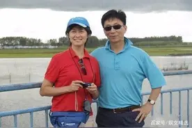 央视主持人敬一丹女儿，名校毕业嫁给苏格兰帅哥，职业令人佩服图片