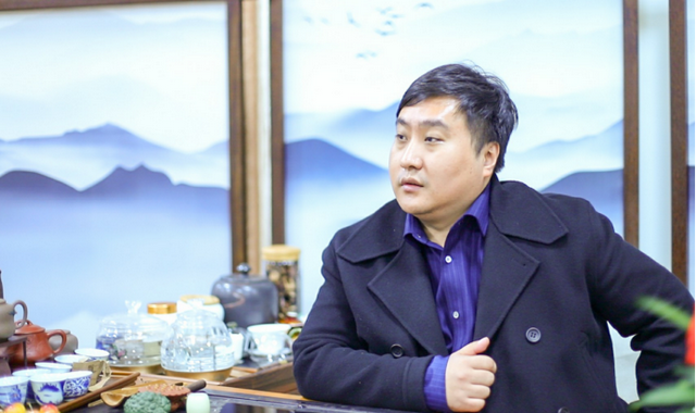 美诺园艺李贺出身于电信通讯行业;秋阳园艺陈秋阳出身于微软等