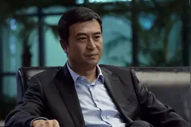 从卖花生糖的小贩拼搏到首富，他说：没有信义，就会失去一切图片