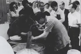 1984年，哈尔滨公交车司机变水为油，13年后锒铛入狱图片