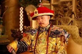 乾隆、纪晓岚被一副对联难倒，乞丐路过随口对出，乾隆却大怒图片