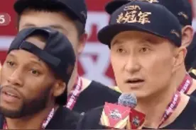 夺得十一冠，杜锋为何接连提到党员身份？图片