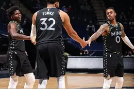 他又长高5厘米，天才再次进化！在库里面前，砍48分！天赋异禀图片