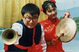 遭丈夫背叛，落魄走穴2婚嫁钢琴家，55岁的她与尹相杰患难见真情图片