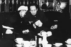 军营走出来的三兄弟：一人是铁匠一人是贫农，还有一人是国家主席图片