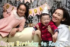 杨思琦为儿子办生日派对，一岁儿子可爱抢镜，全家合照丈夫仍缺席图片