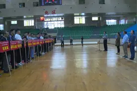 2020年新干县直单位职工篮球赛开赛啦图片