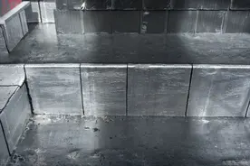 几内亚突发政变！市场担忧铝土矿供应：占中国铝进口总量47%！铝价再创逾十年新高，机构解读图片