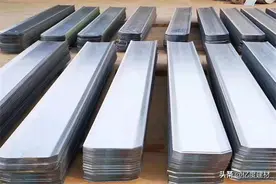 安装止水钢板图片