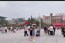 国旗飘扬 我们这样守护“中国红”图片