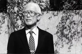 余光中《乡愁》蒙蔽我们几十年，与朱自清相比，不过无病呻吟而已图片