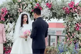 奉子成婚？她艳压范冰冰、恋过世界级富豪，如今竟低调嫁给圈外人图片