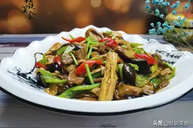 香菇搭配腐竹，汤底都不剩，第1步很多人就做错，难怪香菇不香图片