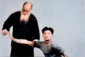 “王子平吓跑孙禄堂”是怎么回事？王子平与高振东的比武谁赢了？图片