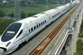 乌鲁木齐与西安之间开行夜间动卧的可能性有多大？图片