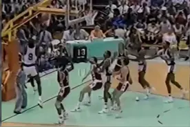 没进NBA就这么狂？1984奥运会21岁的乔丹各种吊打对手图片