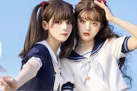 JK少女丨海边可爱海军风双子图片