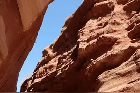 游温宿大峡谷图片