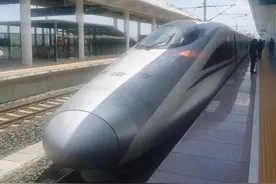 6小时高铁昆明到成都图片