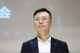 从恩爱夫妻到互爆猛料，李国庆如何打烂一手好牌图片
