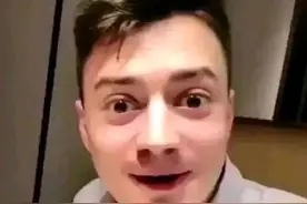 伏拉夫，现实的一面照妖镜图片